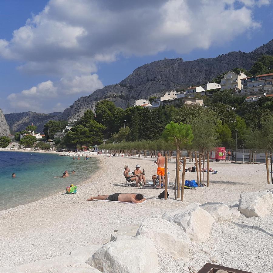 Apartman Nora Omiš Exteriör bild