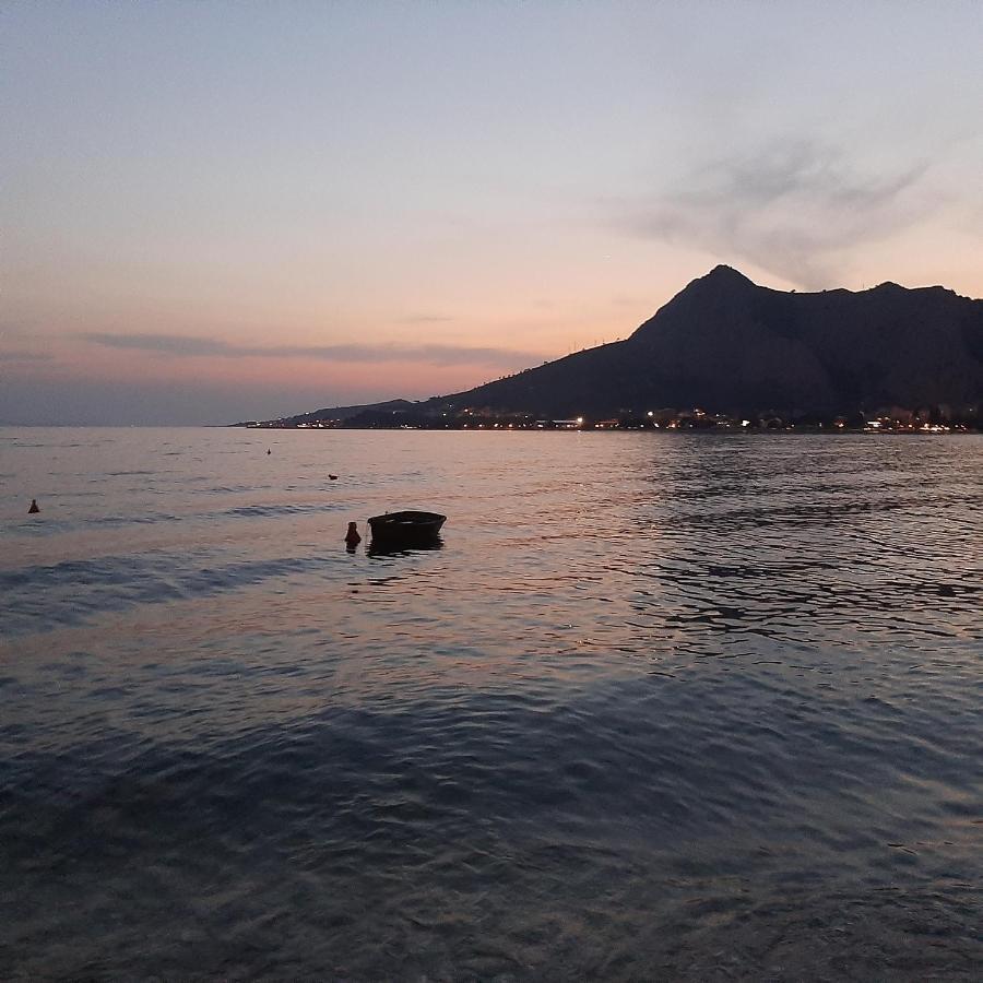 Apartman Nora Omiš Exteriör bild