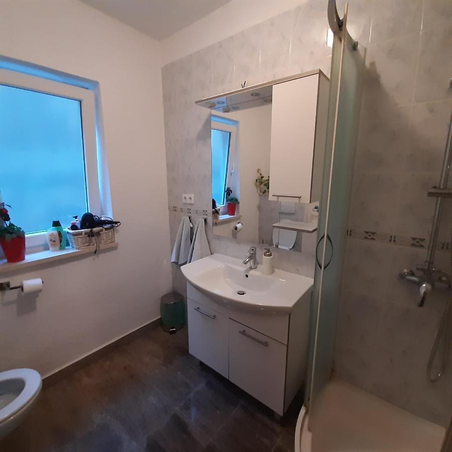 Apartman Nora Omiš Exteriör bild